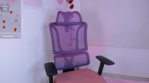 Mia Wilsson online show from November 14, 12:43 am