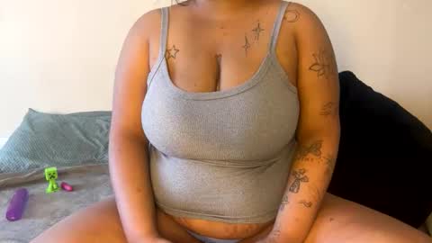 Princessmya online show from October 31, 6:45 pm