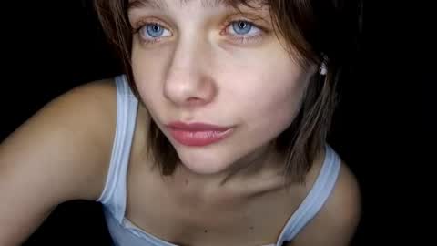 Luna online show from October 23, 6:25 pm