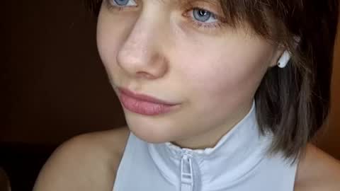 Luna online show from December 22, 6:00 pm