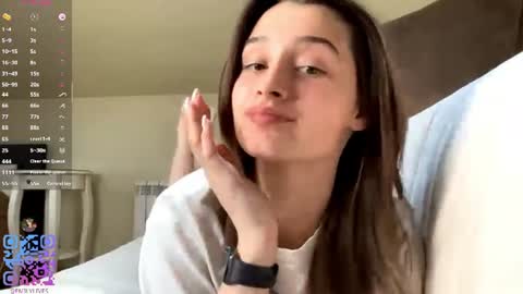 Emily online show from June 15, 2:39 pm