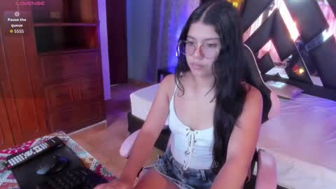 Michell  online show from March 17, 7:07 pm