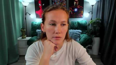 MichelleOrtis online show from November 25, 12:07 pm