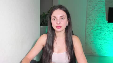 Michellee online show from January 13, 9:08 pm