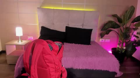 michonne_09 online show from February 12, 12:45 am