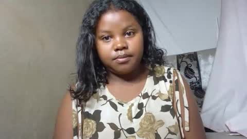 michou61 online show from April 1, 2:01 am