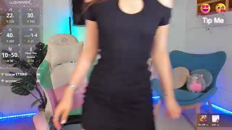 micky___love online show from July 16, 6:56 pm