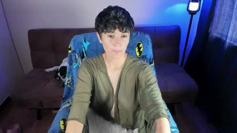 Blue online show from November 7, 5:18 pm