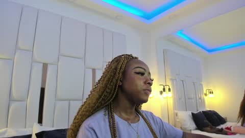 Miia Schwarz  online show from February 2, 7:57 pm