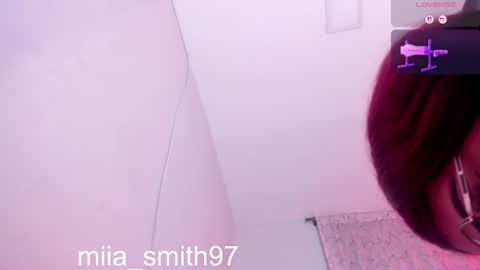 mia online show from July 10, 11:26 pm
