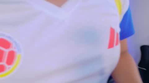 miia_sttone online show from July 7, 4:32 pm