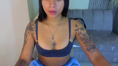 miiaboss online show from July 24, 10:46 am
