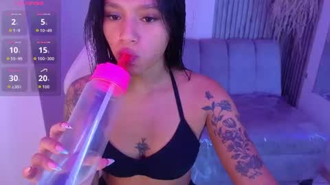 miiaboss online show from August 2, 6:33 pm