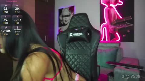 MIA  online show from October 9, 9:52 pm