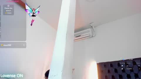 mia sofia online show from December 4, 9:26 pm