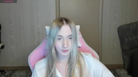 miiissliiissameliiisa online show from March 21, 2:33 pm