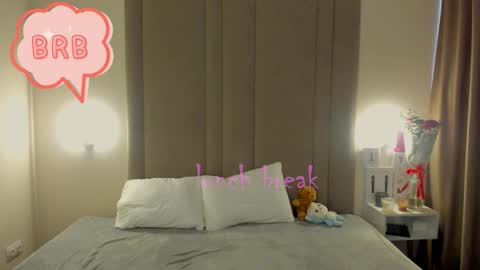 Mika online show from February 20, 6:26 am