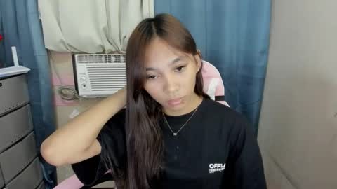 MIKA online show from March 10, 6:45 pm