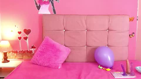 mikaela303av online show from November 8, 5:01 am