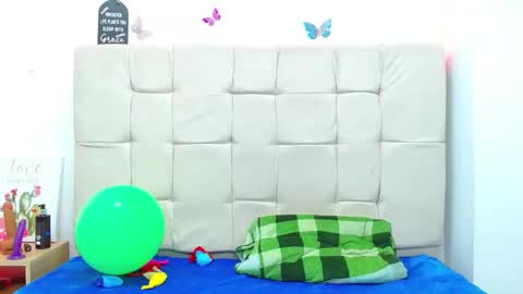 mikaela303av online show from September 17, 6:06 pm