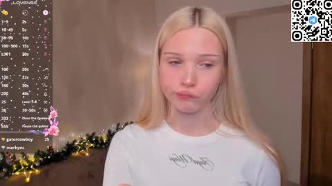 Angel girl online show from January 9, 9:08 pm