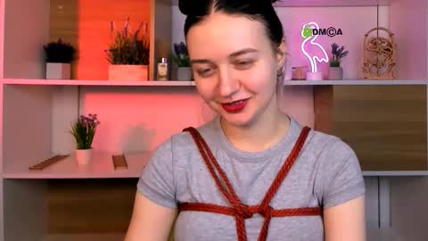 miki_ti online show from November 22, 1:47 pm