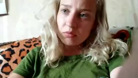 Mila 420 online show from June 20, 11:03 am