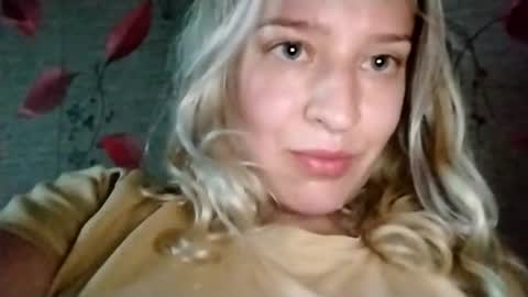 Mila 420 online show from June 27, 3:40 pm