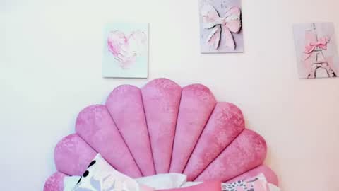 mila_adamss online show from June 26, 11:33 am