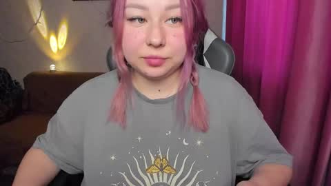 Mila shy sensual person  online show from November 30, 9:02 am