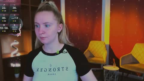 mila_glow online show from May 2, 7:06 pm