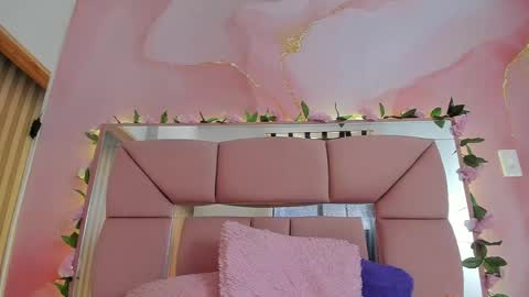 mila_grace_ online show from April 28, 6:34 pm