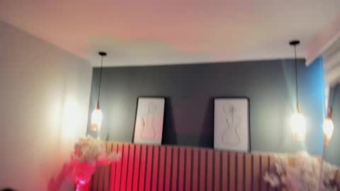 mila_hank online show from March 2, 12:12 pm