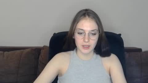 mila_keyy online show from February 19, 7:13 pm