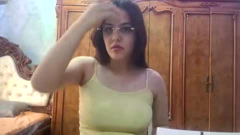 milaasecret online show from July 4, 1:07 pm
