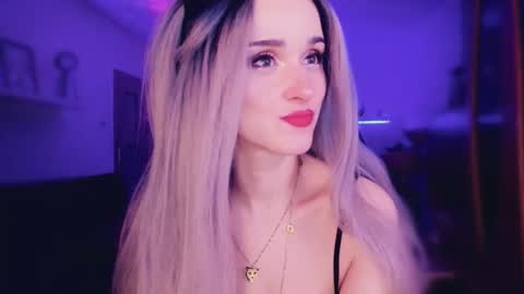 MiladyJolie online show from January 10, 4:39 am