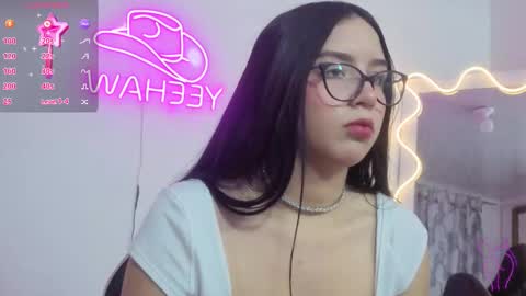 milah_tay online show from February 12, 11:45 am