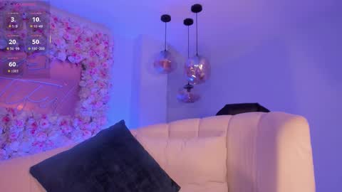 Mila  online show from November 29, 1:59 pm