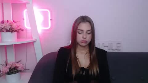 milanaangelas online show from September 28, 5:47 am