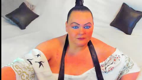 Snapshot of milanabiegert chatting on January 4, 2:14 pm Lana online show from January 4, 2:14 pm