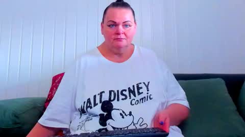 Lana online show from February 11, 12:28 pm