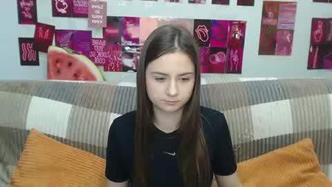 milanaroz online show from July 3, 5:13 am