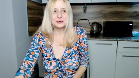 Snapshot of milanav chatting on January 25, 4:02 am Milena online show from January 25, 4:02 am