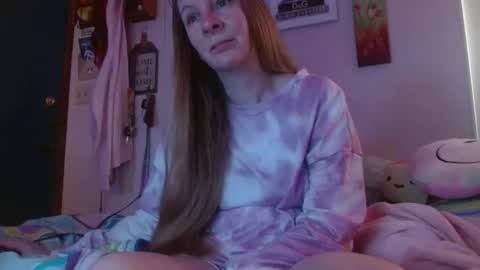 Mila online show from March 18, 1:38 pm