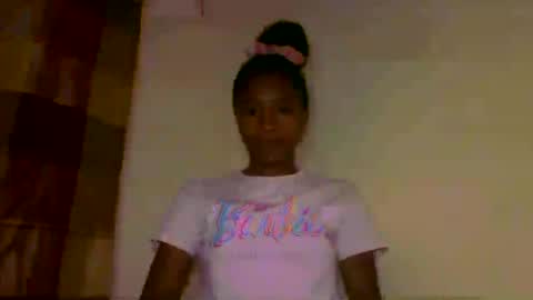 milennah online show from June 17, 10:49 am