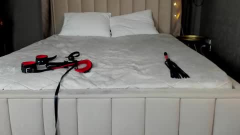 Miley online show from March 7, 11:29 am