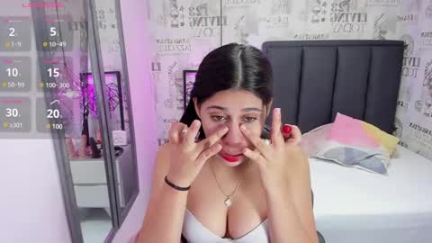 MILEY  online show from February 12, 12:22 pm