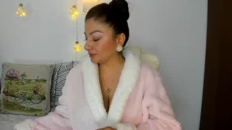 Nakary Bustamante online show from July 23, 9:01 pm
