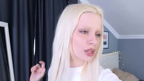 Eva online show from March 18, 12:54 pm