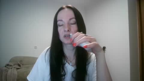 miliah online show from October 18, 6:21 pm
